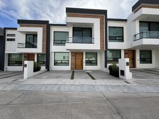 Casa en Condominio en Venta en Cima