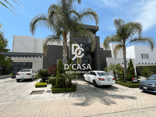 Casa en Fraccionamiento en Venta en Camino Real