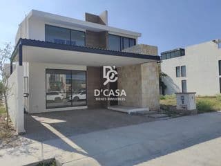 Casa en Fraccionamiento en Venta en Plancarte